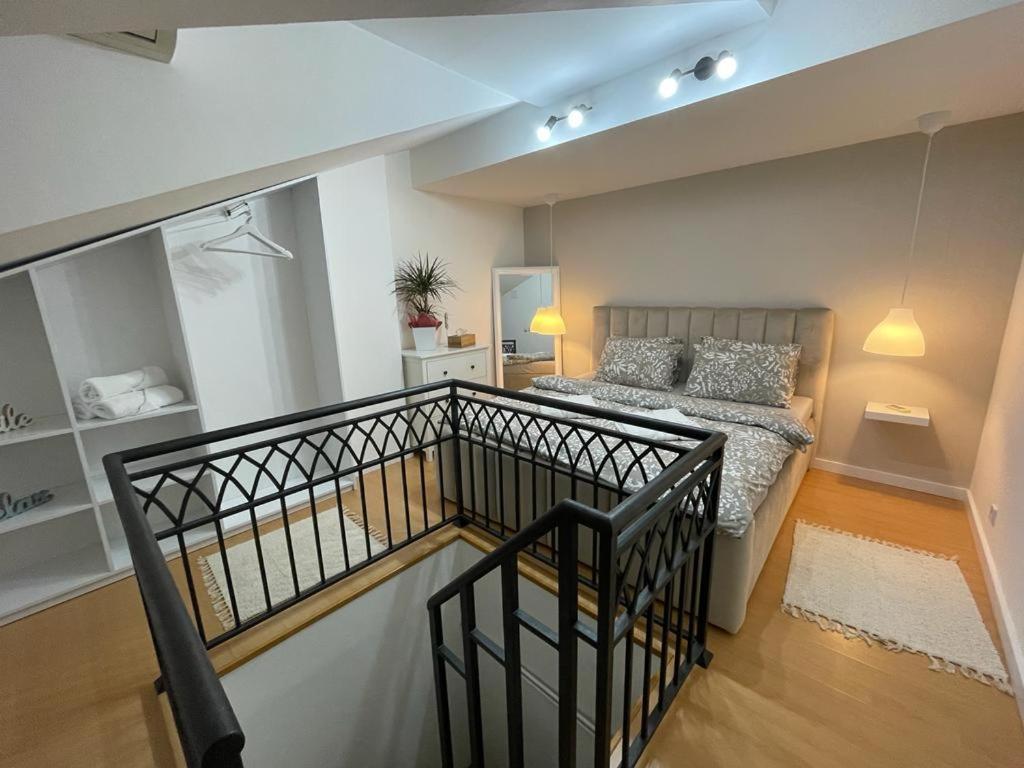 Apartman Element Kruševac Eksteriør bilde