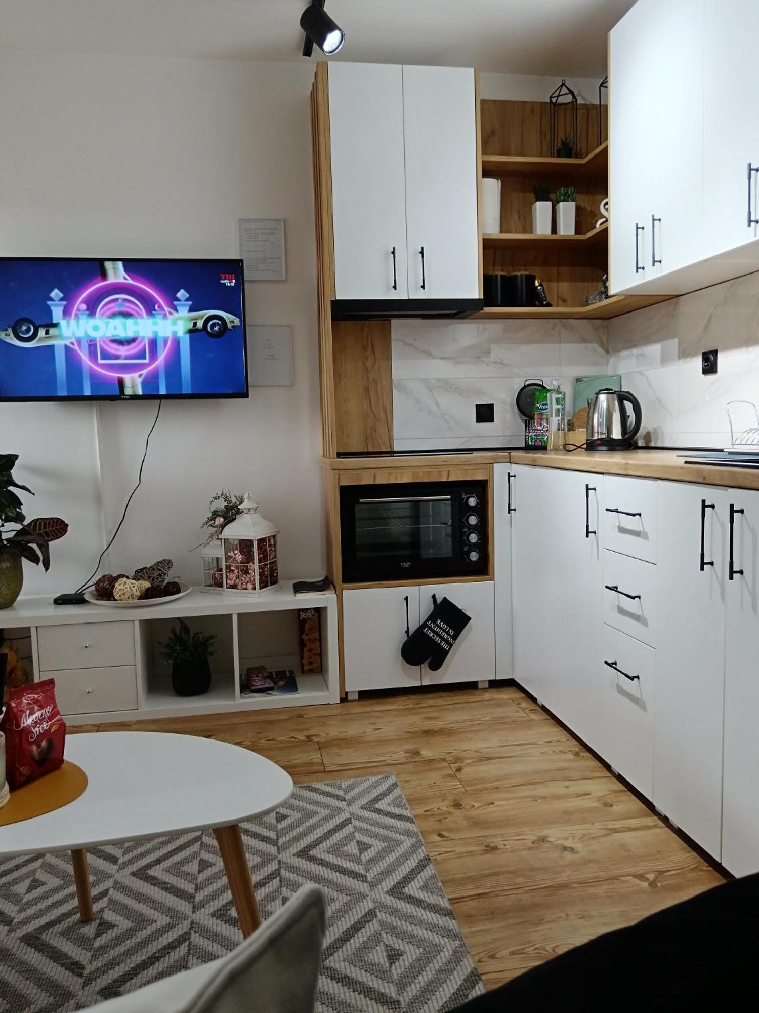 Apartman Element Kruševac Eksteriør bilde