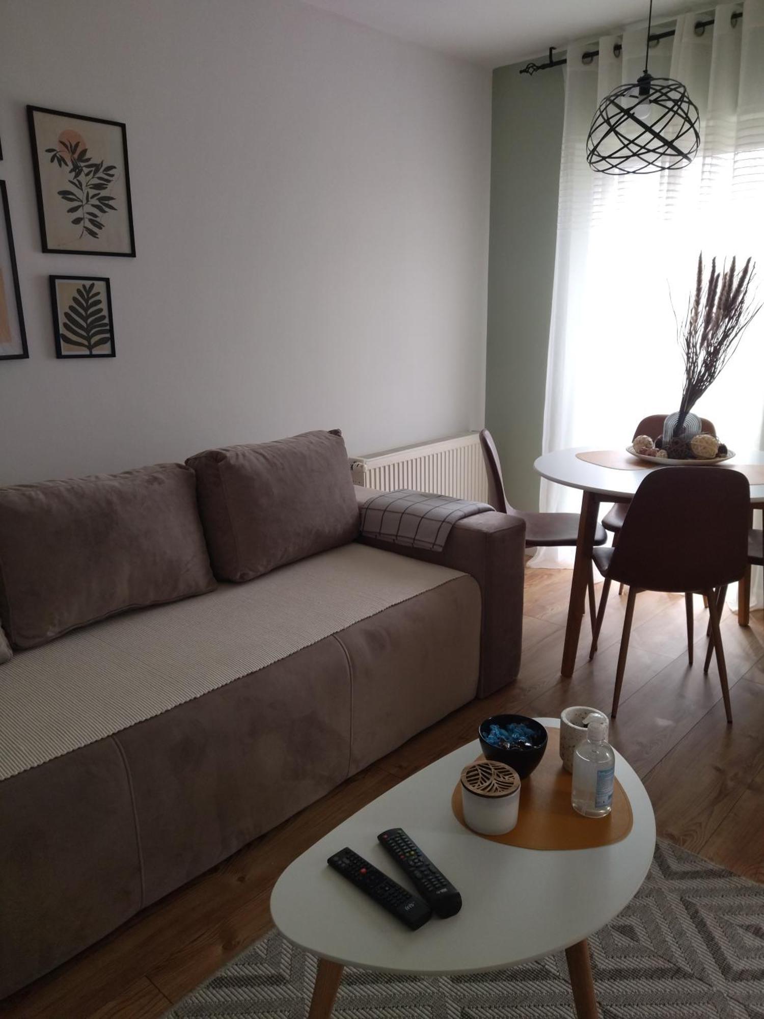Apartman Element Kruševac Eksteriør bilde